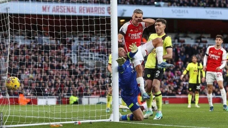 Soi kèo Burnley vs Arsenal vòng 10 giải Ngoại hạng Anh 1 soi-keo-burnley-vs-arsenal-21h-01-11-1